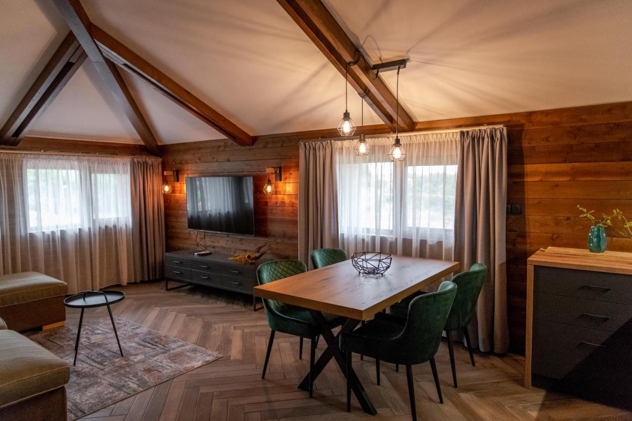 Hotel Hunters House Ezerets Eksteriør bilde